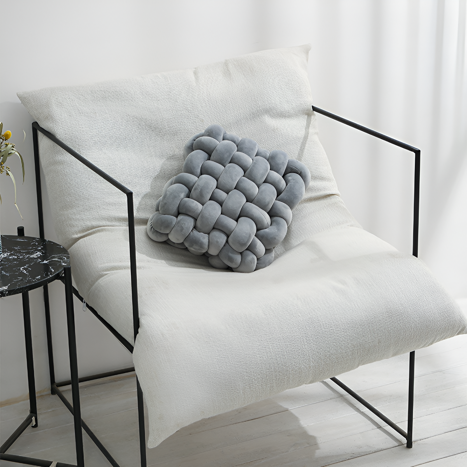 Sirali Cushion