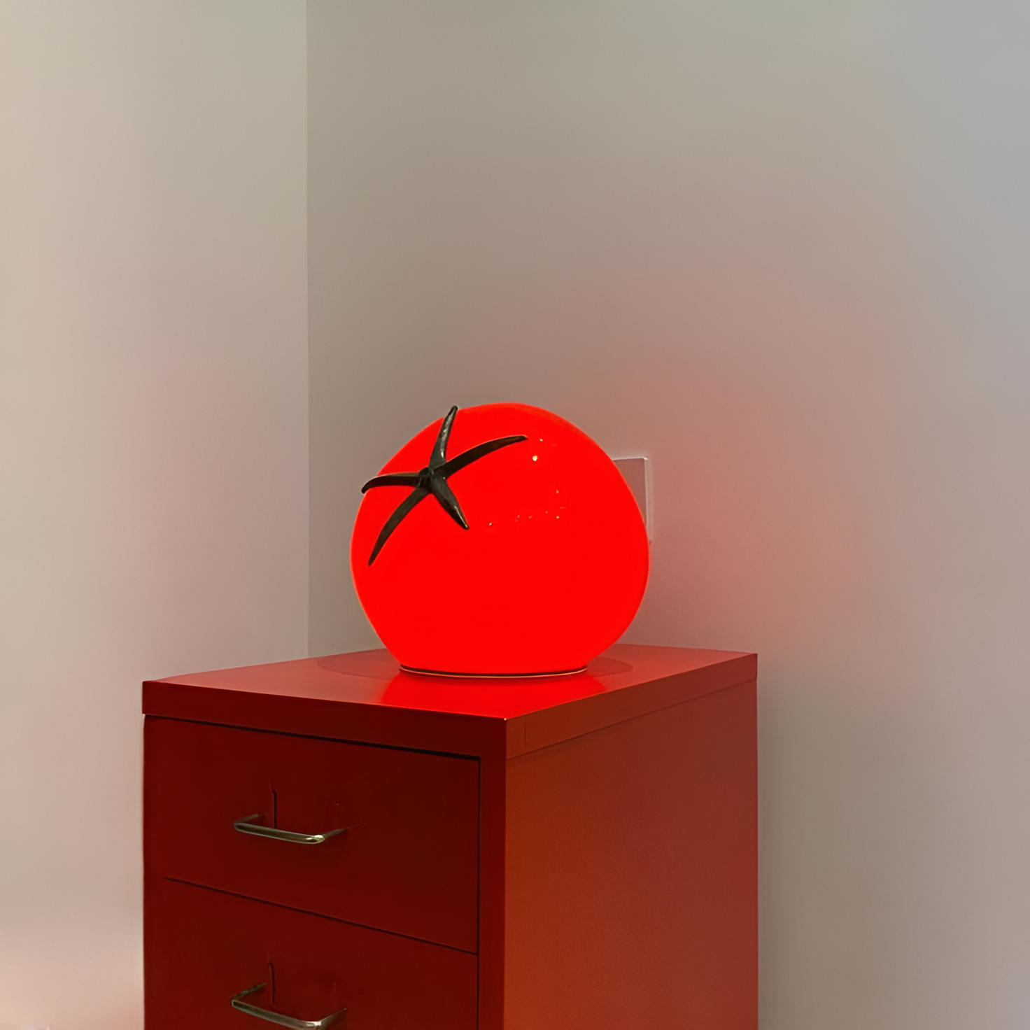 Pomidor Lamp