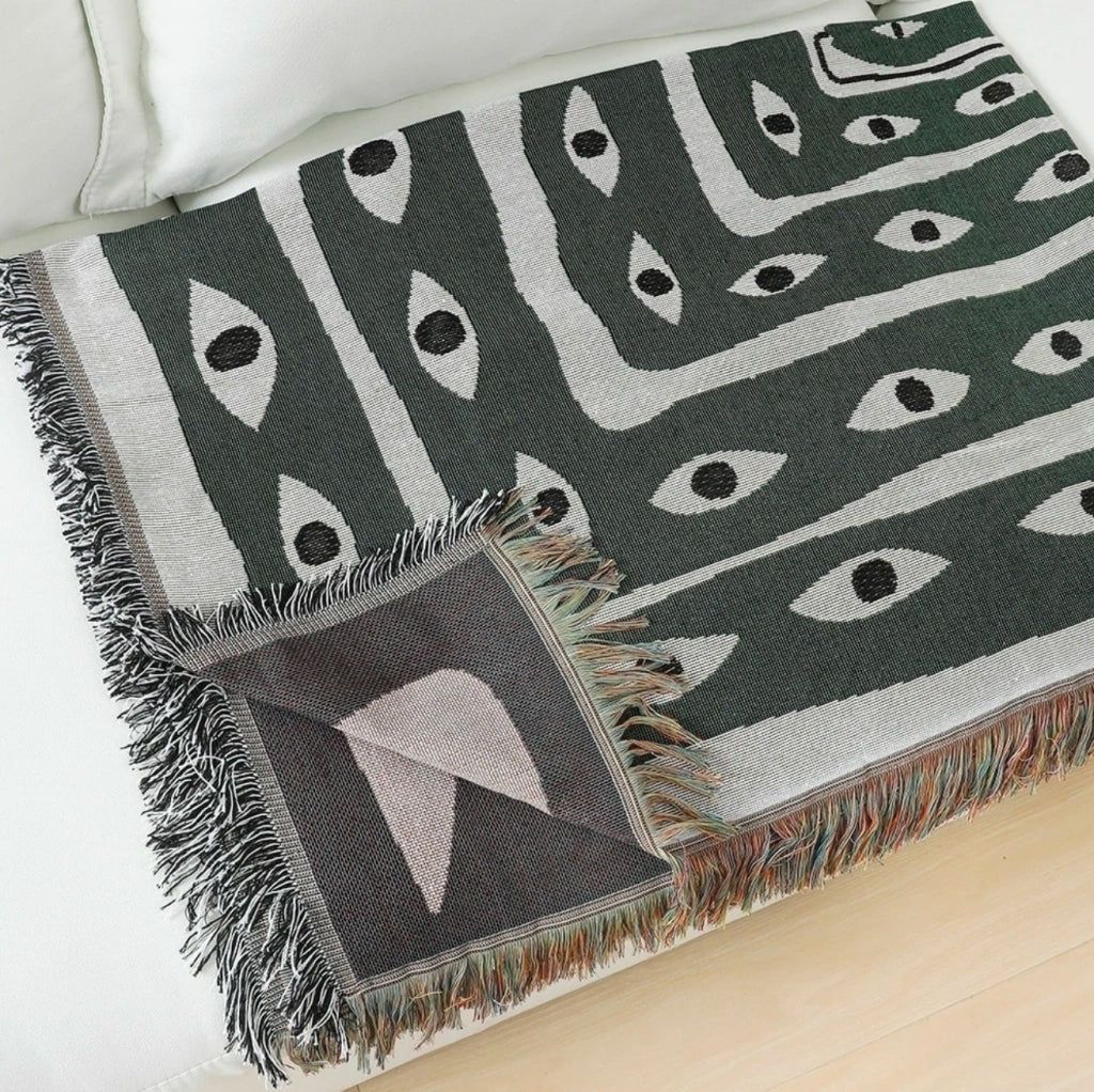Snake-eye Woven Blanket