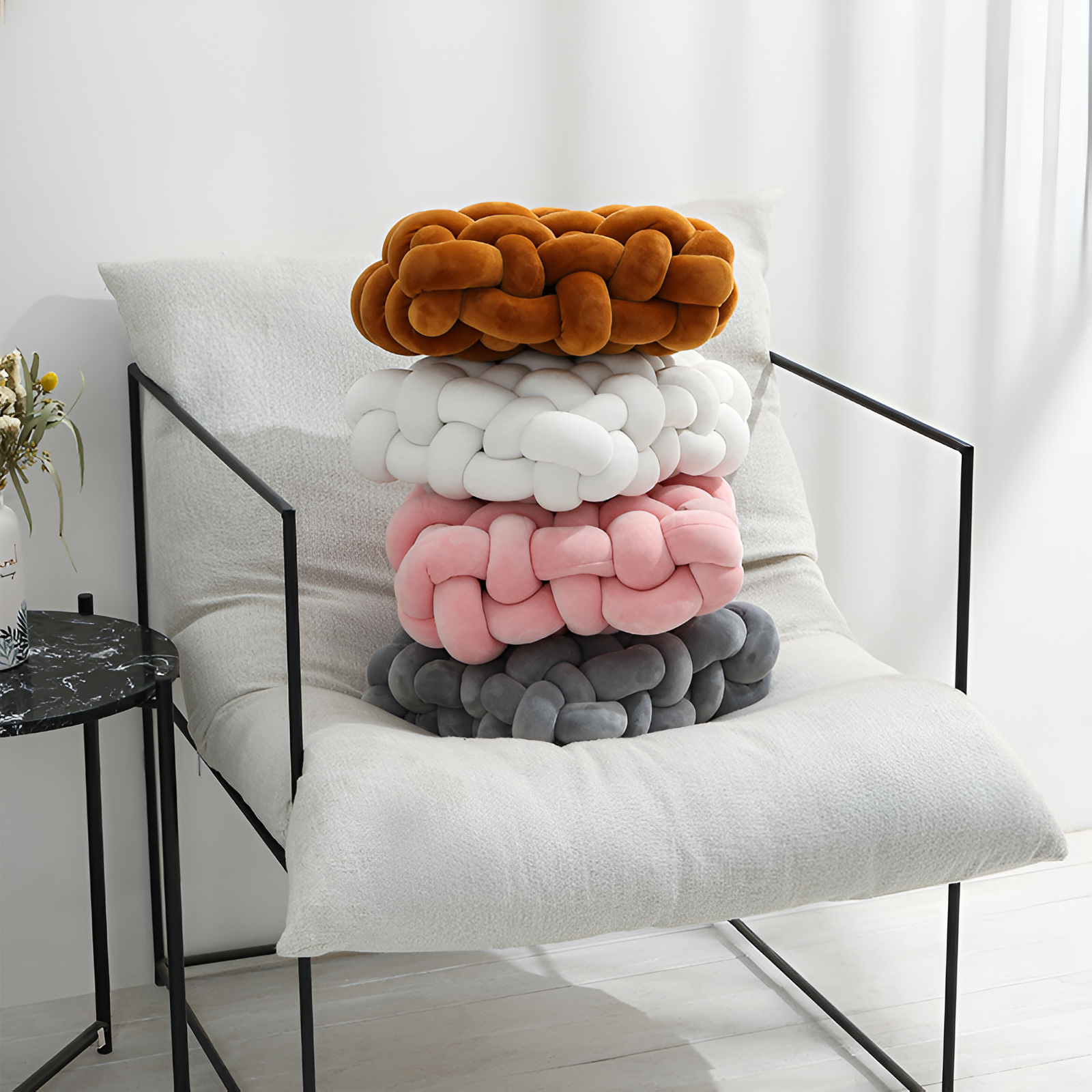 Sirali Cushion